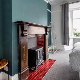 Darlington Town Centre - Stay 7 - Near Attractions - 4