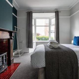 Darlington Town Centre - Stay 7 - Near Attractions - 2