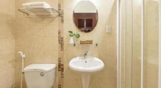Hung Phong Hotel - Near Dalat Night Market - Da Lat - 5