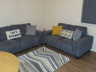 SAV Apartments Watford - 9