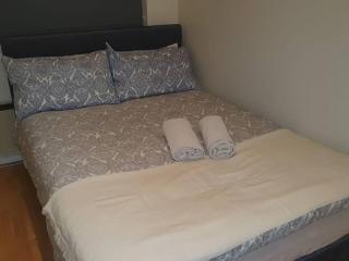 SAV Apartments Watford - 7