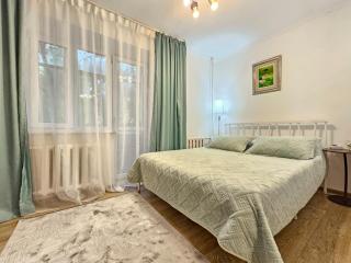 Nadezhda Apartments on Dostyk Avenue 93, prime location to mountains and city - 7