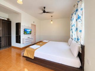 Coco Bliss Studio Apartment Baga - 6
