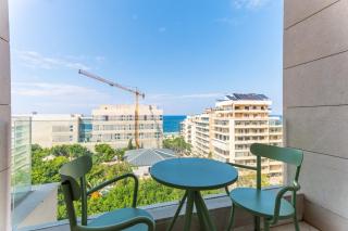 Amalfi Sea View 2BR next to Riviera, Manara - 9