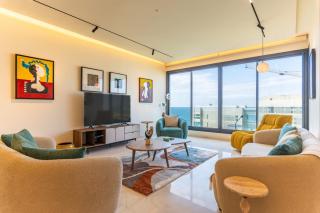 Amalfi Sea View 2BR next to Riviera, Manara - 8