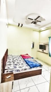 Shree Ayodhya Guest House - 5
