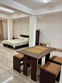 Ösel Loft - 2 Min walk to MG Marg - 7
