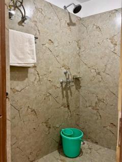 Ösel Loft - 2 Min walk to MG Marg - 6
