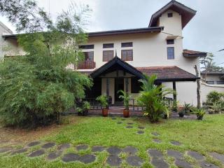 The Waverley Villa - 5