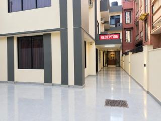 Hotel Akash Palace - 1