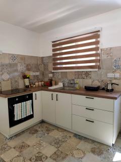Tremithos cottage, Nature retreat and Mountain views - 6
