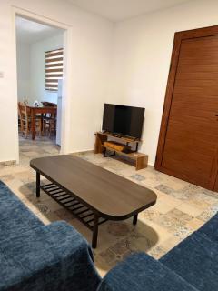 Tremithos cottage, Nature retreat and Mountain views - 4