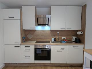 Suite 39 - 5