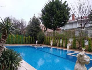 Private Swimming Pool Luxury Villa - 5
