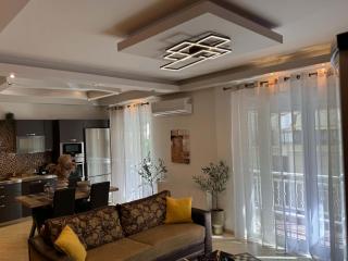 Premium 2 BR Apartment - 7
