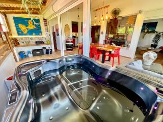 Appartement spacieux à Sainte-Anne, vue sur la mer et jacuzzi - 4