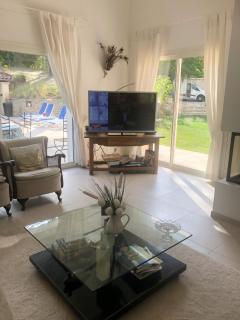 Villa élégante à Céreste avec piscine privée et jacuzzi - Céreste - 7