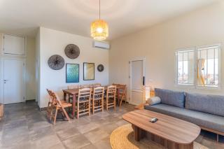 3-BR Beachfront House in Berbara - 3