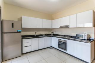 Sodeco 9 - 3BR with Balcony and City View - 1