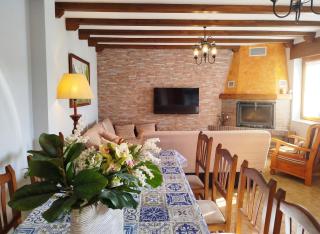 Family house in Peral de Arlanza with fenced garden - 8