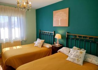 Family house in Peral de Arlanza with fenced garden - 5