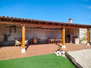 Family house in Peral de Arlanza with fenced garden - 1