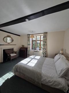 Old Manor House - 9