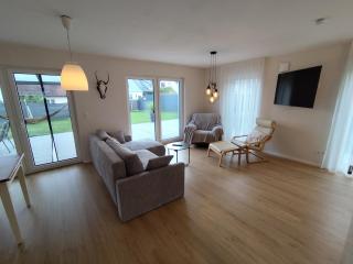 FeWo mit Whirlpool, Sauna, Garten & Terrasse - 9