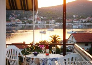 Charming apartment in Vinišće with parking included - 4