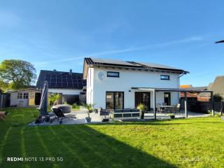 FeWo mit Whirlpool, Sauna, Garten & Terrasse - 0