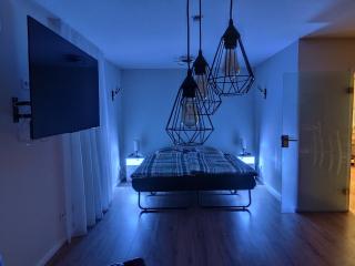 FeWo mit Whirlpool, Sauna, Garten & Terrasse - 4