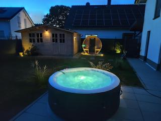 FeWo mit Whirlpool, Sauna, Garten & Terrasse - 1