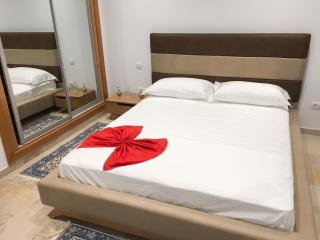Luxury Villa in La Marsa with Pool - 6