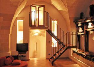 Comfortable House with Fenced Garden - Surano - Fireplace - 6