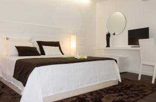 Charming Country House in Riba de Mouro, Fireplace - 7