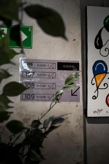Mad Rooms - 5