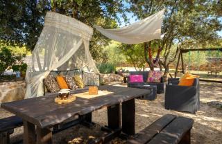 Spacious House with Private Pool in Stari Grad - 5