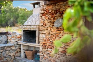Spacious House with Private Pool in Stari Grad - 1