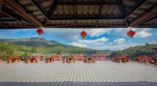 Chasa Rakthai Resort - 8