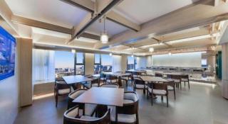 Langliz Hotel (Zhengzhou East High-Speed Rail Station Branch) - 1