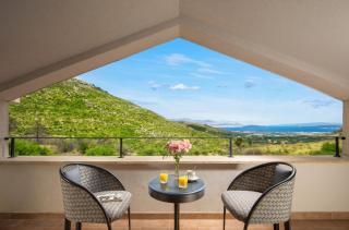 Panoramic Villa in Prgomet, Sea View and Private Pool - 1