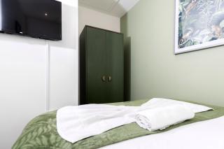 3 Bedroom House With 2 Bathrooms Near Town Centre - 8