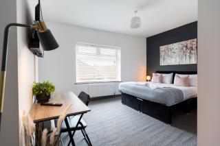 3 Bedroom House With 2 Bathrooms Near Town Centre - 9