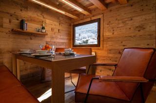 Mazot du Mont-Blanc w/View, Terrace & Stove, (Sleeps 4) - Happy Rentals - Chamonix-Mont-Blanc - 3