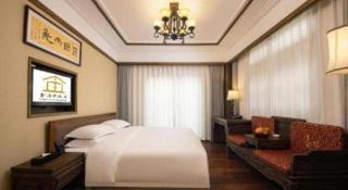 Lijiang Golden Path Hospitality Hotel - Lijiang - 9