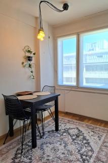 Spacious one-bedroom apartment in the city center, close to the train station - 7