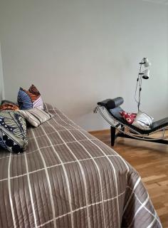Spacious one-bedroom apartment in the city center, close to the train station - 5