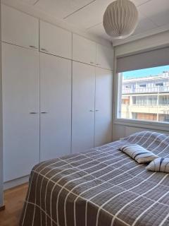 Spacious one-bedroom apartment in the city center, close to the train station - 4