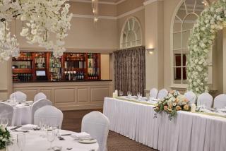 Parkway Hotel & Spa - 9