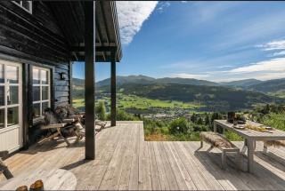 Hytte med panoramautsikt, badstue og ski-in ski-out på Voss - 8